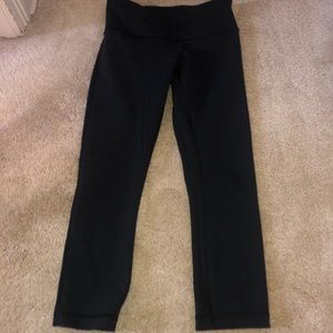 Lulu lemon cropped yogas
